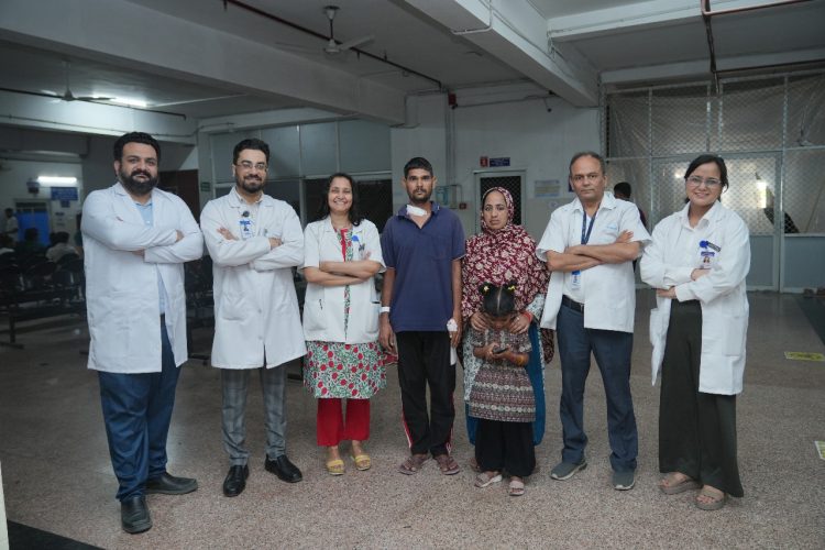 श्री महंत इन्दिरेश अस्पताल में डॉक्टरों की सूझबूझ से मरीज़ ने मौत को दी मात