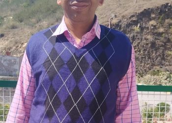 अल्मोड़ा में बंदरों का आतंक: अब प्रशासन हुआ सक्रिय, रानीखेत रेंज अधिकारियों को निर्देश