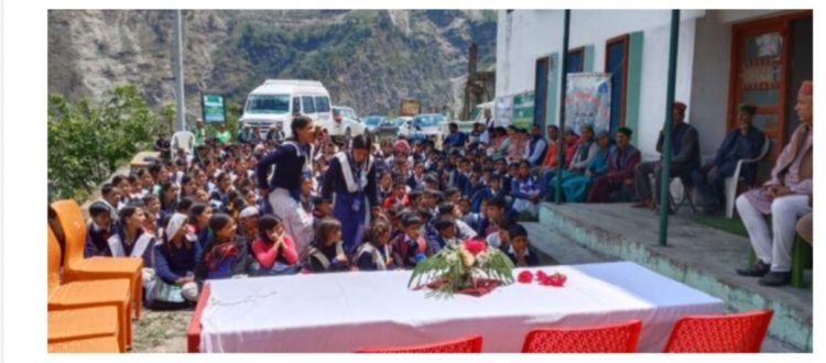 Tree Plantation Drive in Uttarkashi: सांकरी-सौड़ में गूंजा पर्यावरण का बिगुल, 10 हज़ार पौधे लगाने का संकल्प