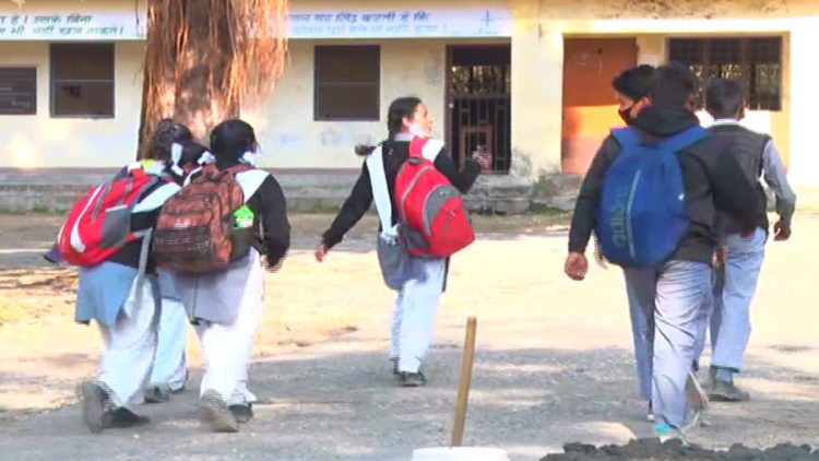 बिग ब्रेकिंग: इस जिले में 14 से 23 जुलाई तक रहेंगे स्कूल बंद, डीएम ने जारी किए आदेश –