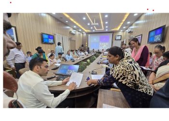 मुख्यमंत्री की प्रेरणा से डीएम की संवेदनशील पहल: विधवा रेनू को मिला न्याय, मृतक आश्रित कोटे से मिली नौकरी की मंज़ूरी