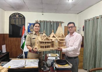 माचिस की तीलियों से रच दिया श्रीराम मंदिर: उत्तराखंड के शिक्षक पंकज सुन्दरियाल की अद्भुत कला