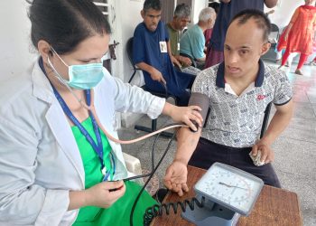 विशेष बच्चों के चेहरे पर मुस्कान लाया श्री महंत इन्दिरेश अस्पताल का सेवा भाव