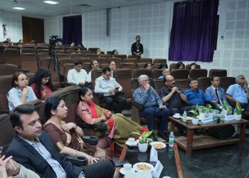 श्री महंत इन्दिरेश अस्पताल में विशेषज्ञ बोले रूमेटाॅइड रोगी काॅर्नियल अल्सर से आंखों को कैसे बचाएं