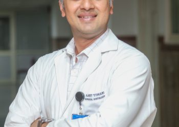 स्टेज-3 एडवांस कोलन कैंसर की जटिल सर्जरी महंत इन्दिरेश अस्पताल में सफल, महिला को मिला नया जीवन