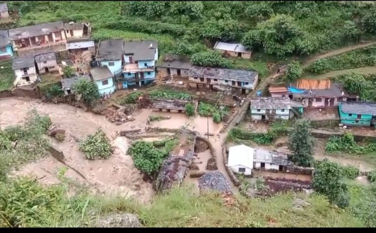 चमोली में बादल फटा, SDRF मौके पर रवाना | 11 जिलों में बाढ़ का खतरा, हाई अलर्ट जारी