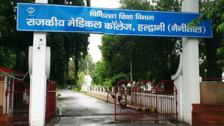 बड़ी खबर: उत्तराखंड में 118 बॉन्ड धारक डॉक्टरों पर कार्रवाई की तैयारी, 15 दिन में जवाब नहीं तो होगी करोड़ों की वसूली