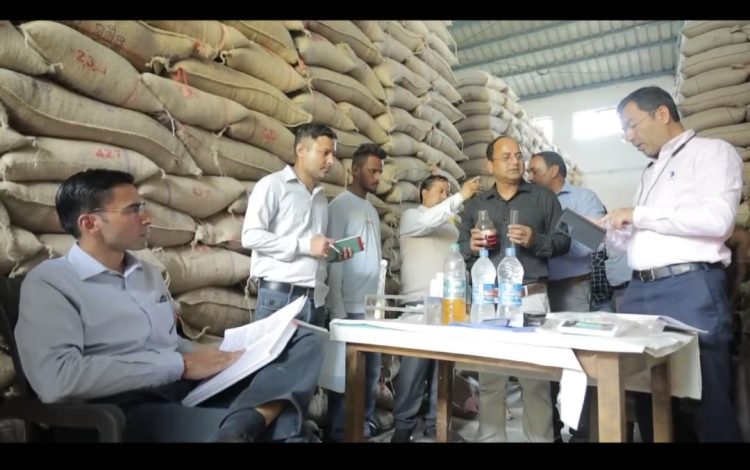 जिला प्रशासन के प्रयास से खुली 17 नई सस्ता गल्ला राशन दुकानें, 12 नई दुकानों के लिए टेंडर जारी