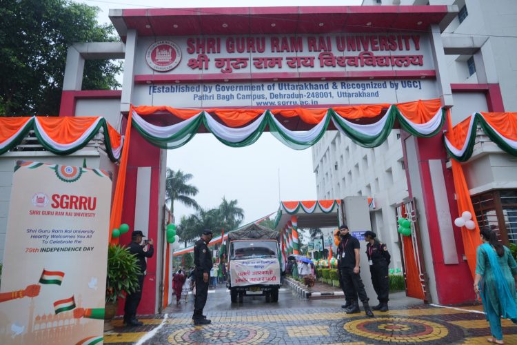 श्री गुरु राम राय विश्वविद्यालय ने धराली आपदा पीड़ितों के लिए भेजी राहत सामग्री