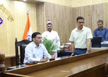 विधवा मां की गुहार पर डीएम सविन बंसल का बड़ा फैसला, गुंडा एक्ट में बेटों पर केस दर्ज