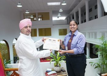 “भारत मंडपम में उत्तराखंड की बेटी ने दिखाई प्रतिभा, श्री दरबार साहिब में हुआ भव्य सम्मान”