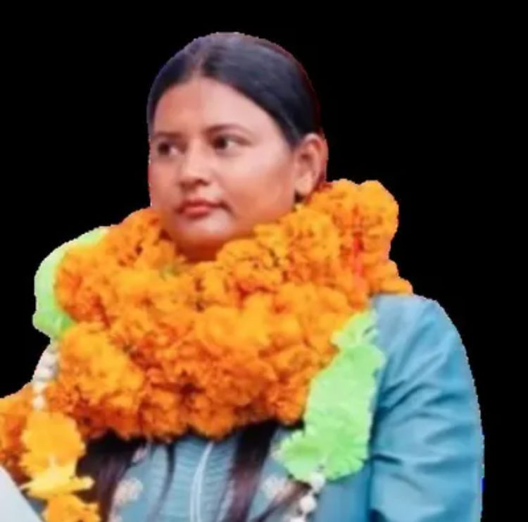 बड़ी खबर: द्वाराहाट की नवनिर्वाचित ब्लॉक प्रमुख ने शपथ लेने से किया इंकार, भाजपा समर्थकों पर हमले और धमकी के आरोप