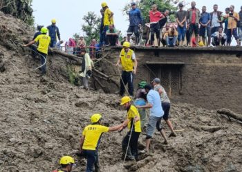 उत्तराखंड में बरपा बादल का कहर: गढ़वाल में 8 लापता, बागेश्वर में पांच की मौत