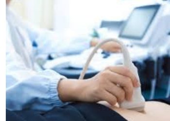 सरकारी अस्पताल में निजी लाभ का खेल उजागर, अल्ट्रासाउंड करने वाले डॉक्टर की सेवाएं समाप्त