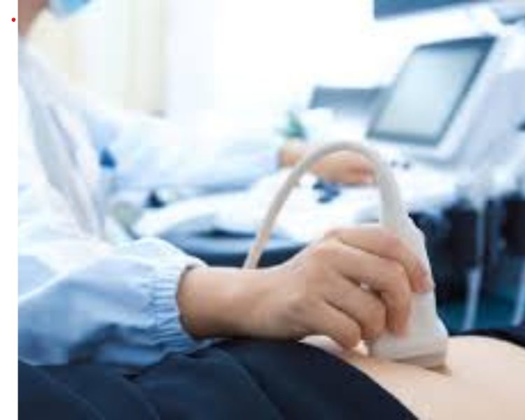 सरकारी अस्पताल में निजी लाभ का खेल उजागर, अल्ट्रासाउंड करने वाले डॉक्टर की सेवाएं समाप्त