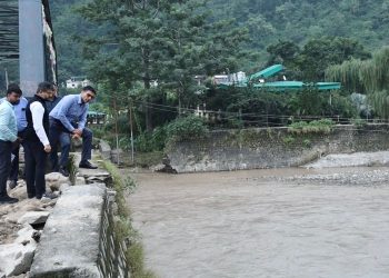 मालदेवता आपदा: नदी का रुख मोड़कर बनाए गए अवैध रिसॉर्ट पर बड़ी कार्रवाई तय