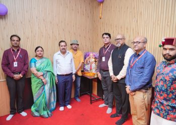 एसजीआरआर विश्वविद्यालय में एनएसएस स्थापना दिवस पर छात्र-छात्राओं ने दिया सेवा का संदेश