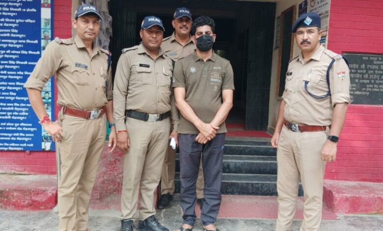 UKSSSC पेपर लीक: खालिद का सनसनीखेज कबूलनामा, मोबाइल से सेंटर के अंदर ऐसे पहुंचा प्रश्नपत्र