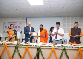 एसजीआरआरयू में मानसिक स्वास्थ्य और कल्याण पर अंतरराष्ट्रीय सम्मेलन का भव्य आयोजन