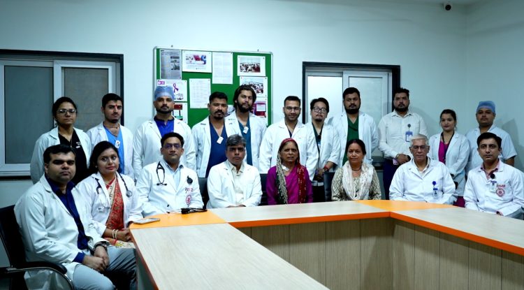 आधुनिक कार्डियक तकनीक से मरीज को मिली नई जिंदगी, श्री महंत इन्दिरेश अस्पताल ने रचा इतिहास