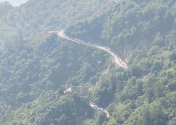 मसूरी जाने का प्लान बना रहे हैं? पहले ट्रैफिक अपडेट ज़रूर देखें, वरना सफर बन जाएगा सिरदर्द!