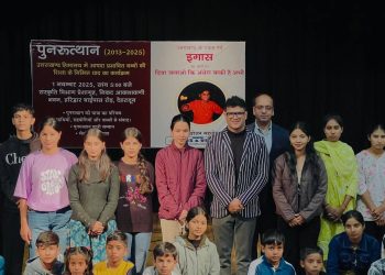 केदारनाथ आपदा के अनाथ बच्चों को नई मुस्कान दे रहे हैं ललित जोशी