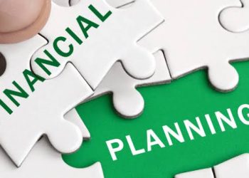 बेहतर भविष्य के लिए अपनाएं ये 5 Financial Tips। बनेगा संतुलन