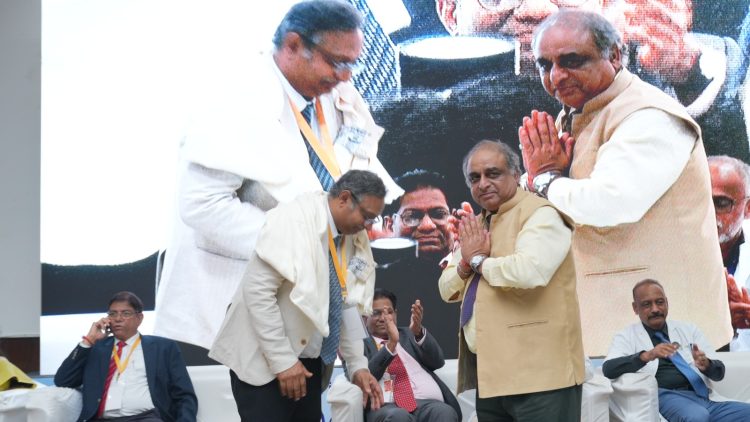 श्री महंत इन्दिरेश अस्पताल में कोलोप्रोक्टोलॉजी स्टडीज पर दो दिवसीय कार्यक्रम, जुटे देशभर के विशेषज्ञ