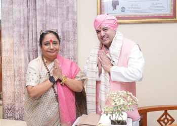 विधानसभा अध्यक्ष ऋतु खंडूड़ी भूषण ने श्री दरबार साहिब में टेका मत्था