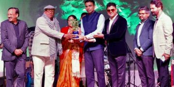 सीआईएमएस एंड यूआईएचएमटी ग्रुप में धरोहर फेस्ट-2025 का भव्य समापन