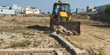 बंशीधर तिवारी की सख्ती का असर: शिमला बाईपास में 10 बिघा अवैध प्लॉटिंग ध्वस्त, भवन सील