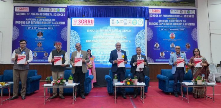 SGRRU की नेशनल कॉन्फ्रेंस में देशभर से विशेषज्ञ शामिल, फार्मास्यूटिकल साइंसेज के सतत भविष्य पर मंथन