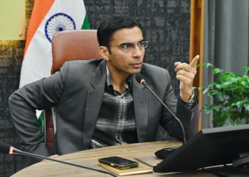 जिला प्रशासन का ड्रग्स विरोधी महाअभियान शुरू; यूपीईएस देहरादून में छात्रों की बड़े स्तर पर ड्रग टेस्टिंग