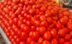 बड़ी खबर: बढ़ती मांग ने बढ़ाई महंगाई, टमाटर-आलू के दामों ने छोड़ा स्वाद कड़वा