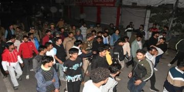 गोवंश अवशेष की अफवाह ने भड़काया हंगामा, CCTV में कुत्ता निकला असली ‘संदेही’; हल्द्वानी चार घंटे तक तनाव में