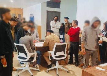 देहरादून में ड्रग्स पर कड़ा एक्शन: ग्राफिक एरा यूनिवर्सिटी में 150 छात्रों की अचानक जांच, डीएम ने संस्थानों को दी सख्त चेतावनी