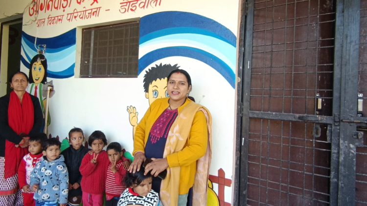 ग्रामीण आंगनबाड़ी केंद्रों का कायाकल्प, देहरादून में बच्चों को मिला स्मार्ट प्ले स्कूल मॉडल