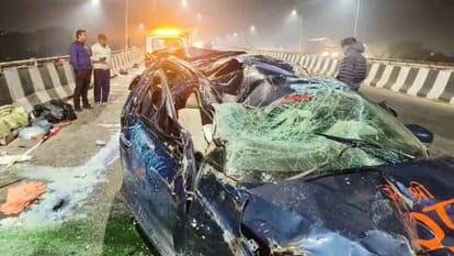 हादसा: तेज रफ्तार कार जनरेटर से भिड़ी, युवा खिलाड़ी समेत दो की दर्दनाक मौत