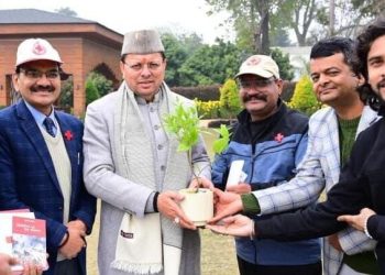 रेडक्रास के सेवा कार्यों को मिला मुख्यमंत्री धामी का समर्थन, आजीवन सदस्य बनकर दिया सहयोग का संदेश