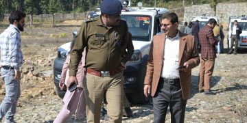 धौलास में जमीन खेल का पर्दाफाश! 20 एकड़ की बिक्री पर प्रशासन का डंडा, सीएम के निर्देश पर बड़ी जांच शुरू