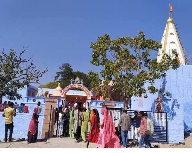 देवभूमि उत्तराखंड में शिवरात्रि की धूम: भीमताल के भीमेश्वर महादेव मंदिर में उमड़ा आस्था का सैलाब