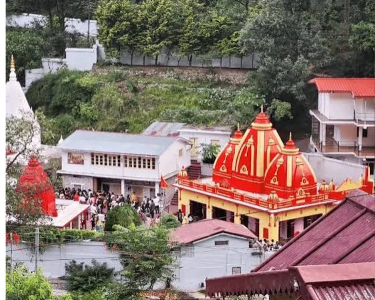 Big breaking: नैनीताल के कैंची धाम ट्रस्ट का स्पष्टीकरण, आरोपों को बताया निराधार