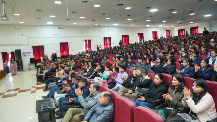 श्री गुरु राम राय विश्वविद्यालय में सांस्कृतिक सप्ताह का भव्य शुभारंभ