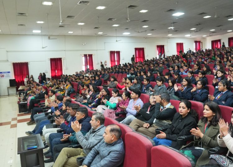 श्री गुरु राम राय विश्वविद्यालय में सांस्कृतिक सप्ताह का भव्य शुभारंभ