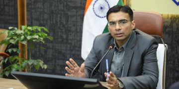 सड़कें काटीं, नियम तोड़े… अब प्रशासन ने कर दी सभी अनुमतियां रद्द