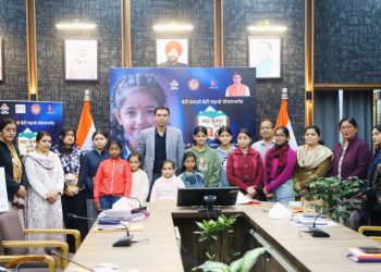 डीएम ने ‘नंदा–सुनंदा’ से 34 बेटियों की रुकी पढ़ाई को दी नई उड़ान, 9 लाख से पुनर्जीवित हुई शिक्षा