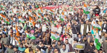 परेड ग्राउंड में गरजी कांग्रेस, राजभवन कूच से हिली सत्ता – कानून-व्यवस्था पर सीधा वार