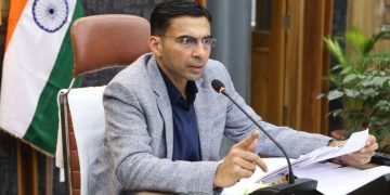 डीएम दरबार में लगाई गुहार, 4 साल की दौड़भाग खत्म — एक दिन में मिला उत्तरजीवी प्रमाण पत्र