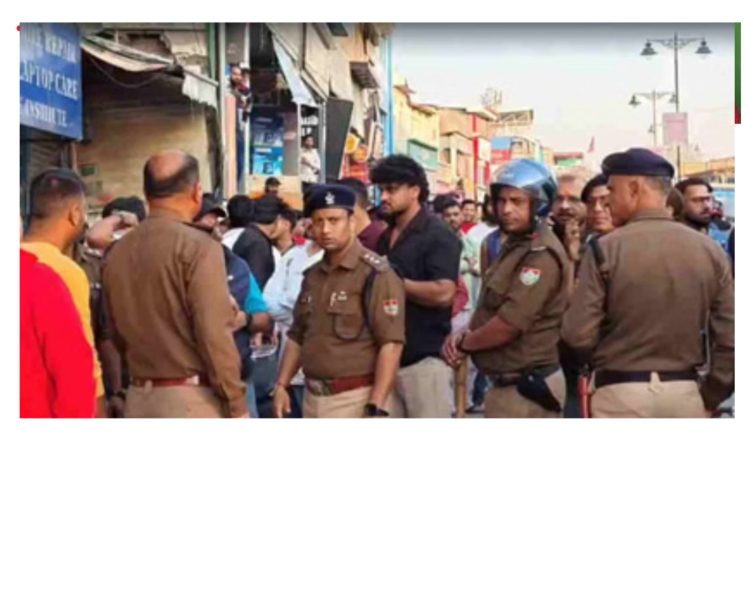 Chakrata Road पर ‘गुब्बारा कांड’: होली से पहले सड़क बनी अखाड़ा, दो गुटों में जमकर मारपीट