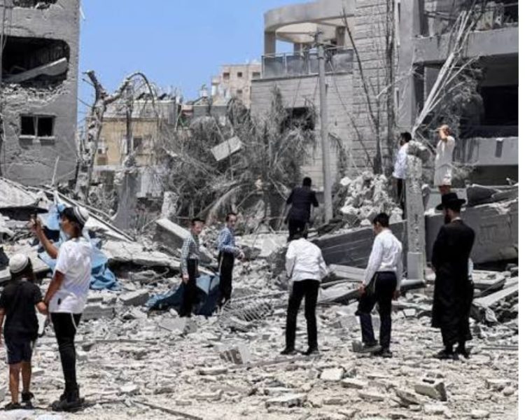 कभी Iran और Israel दोस्त थे: फिर 1979 की एक क्रांति ने कैसे दोनों को बना दिया सबसे बड़े दुश्मन